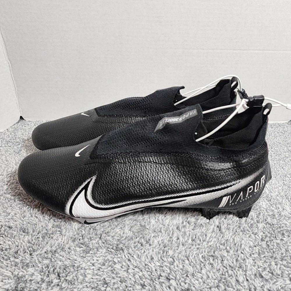 Nike Vapor Edge Elite 360 Flyknit Football Cleats Size 15 W Black NEW CV6317-001